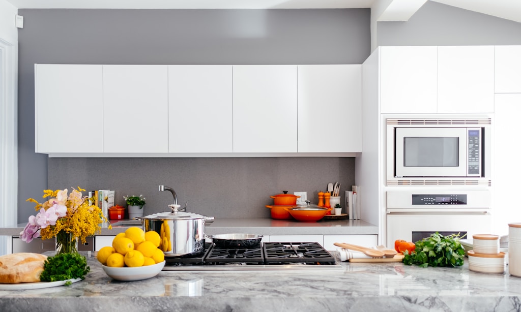 The Kitchen Island Is the Real Centerpiece of a Schaumburg Open-Concept Home