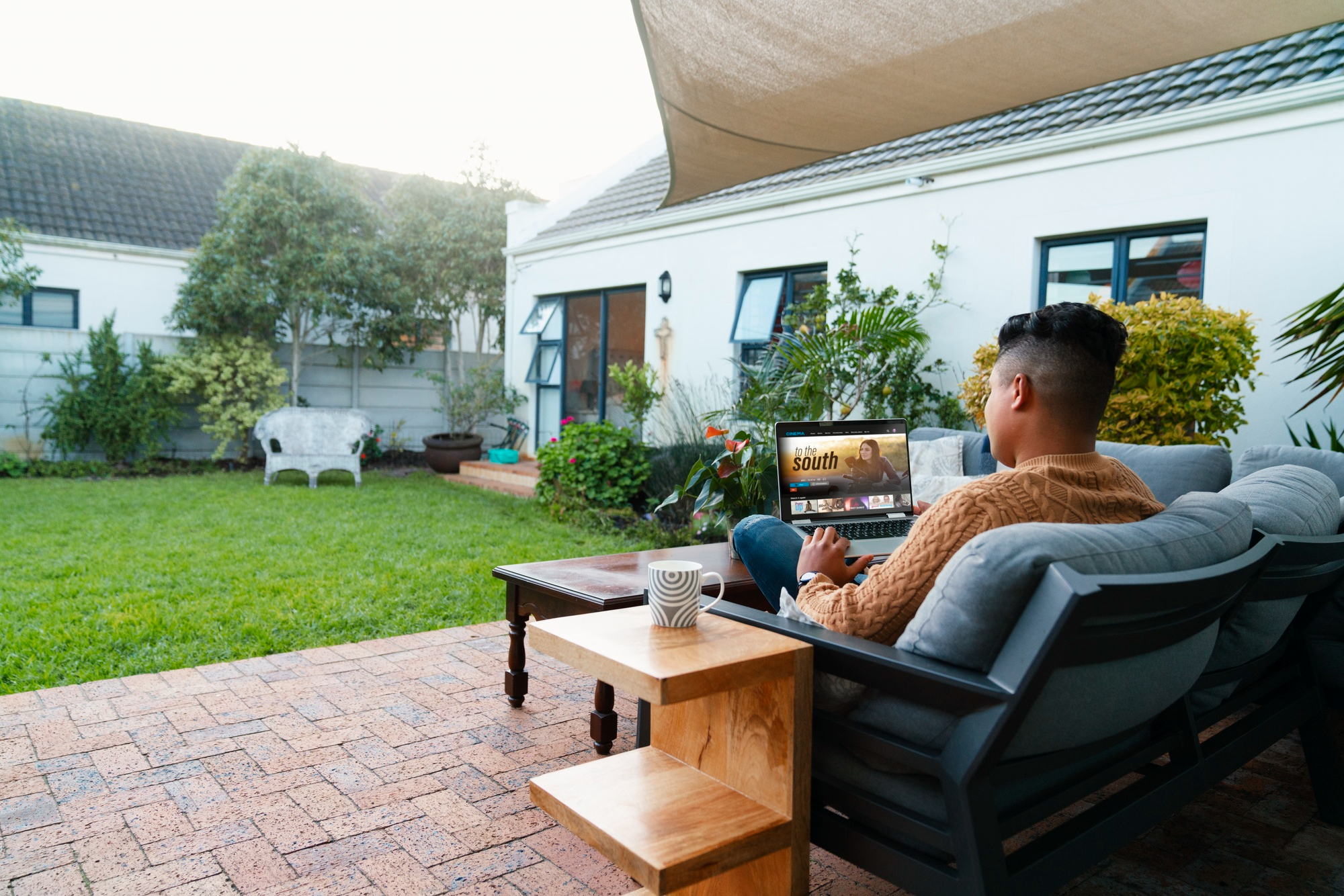 Outdoor Living Space that Feels Like a Home Extension