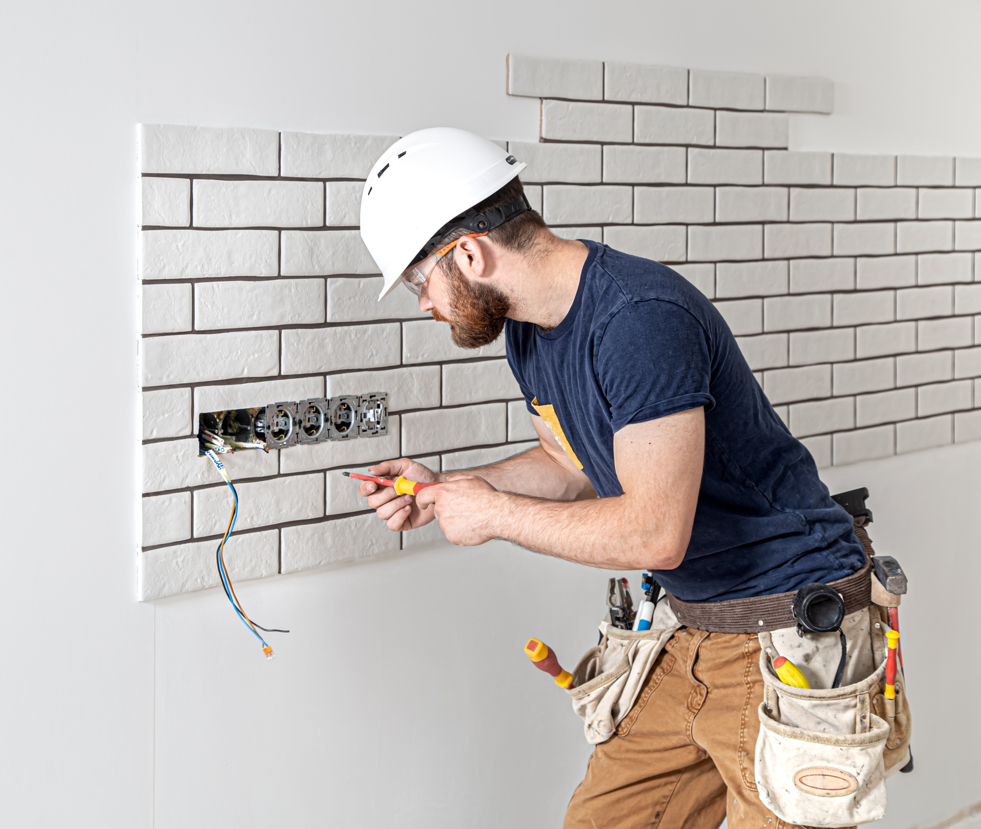 Why Electrician Services Are Vital For Home Safety