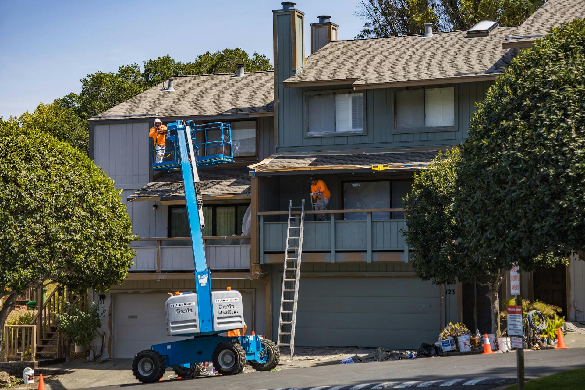 Curb Appeal Matters: How Exterior Renovations Impact Home Sales