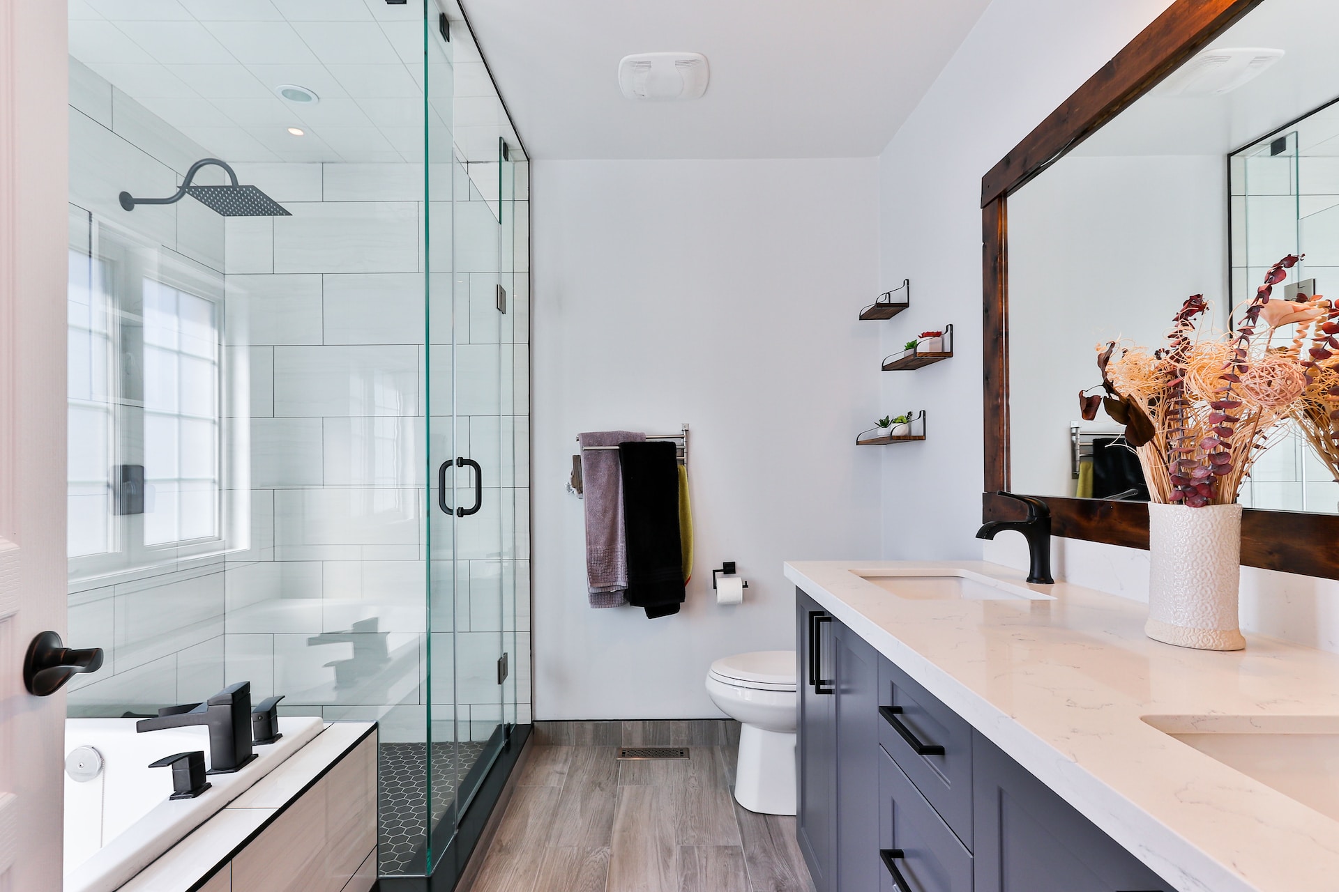 Revamping Your Bathroom On a Budget: A Guide For Orlando Homeowners